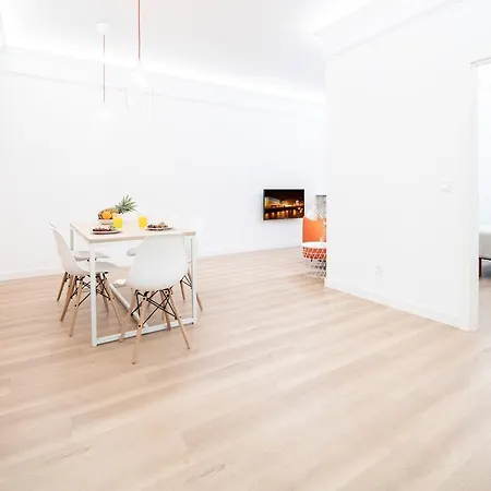 Avenida Luxury Center - Sshousing 公寓